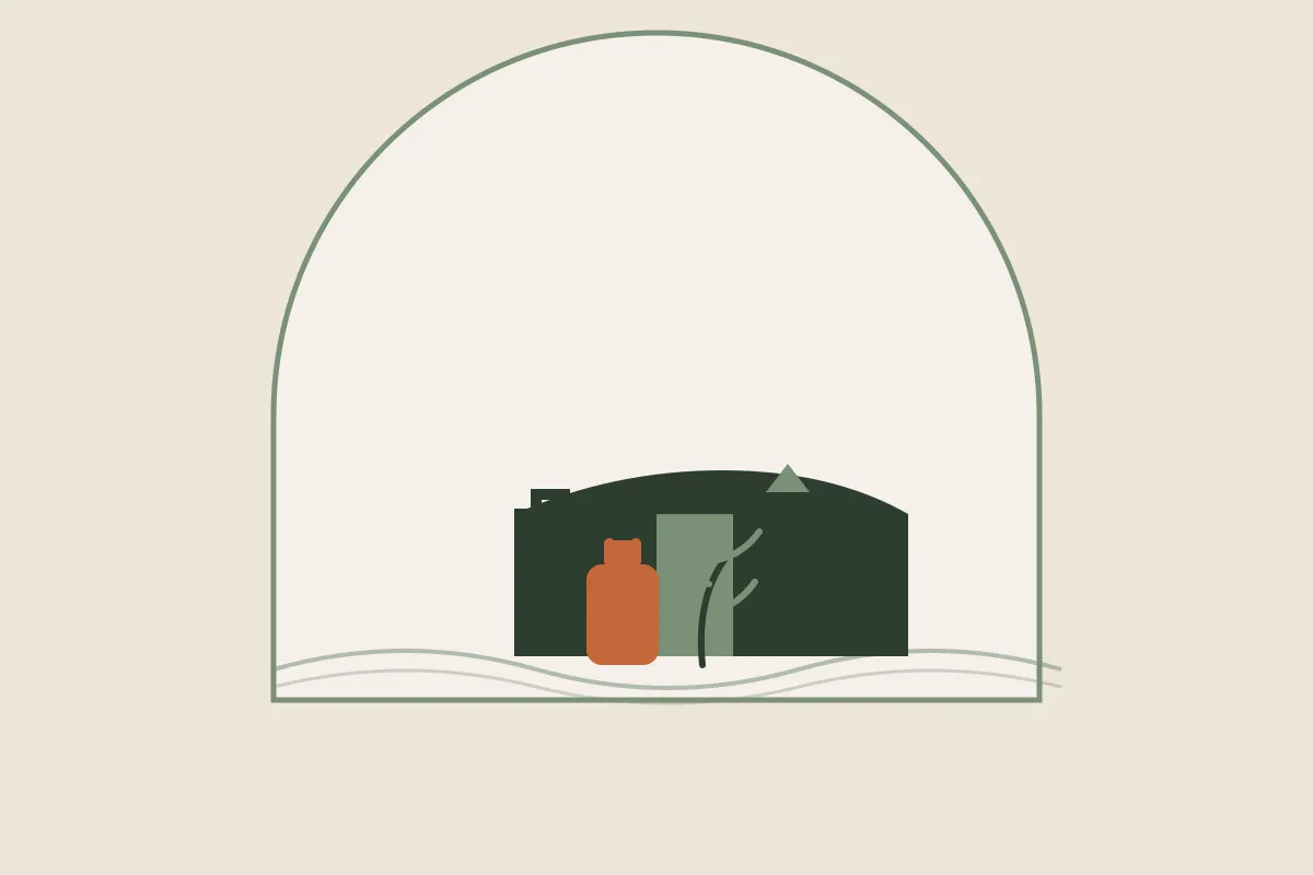 Illustration : massage grossesse et post-partum à Besançon, la Citadelle Vauban dans une arche, flacon d'huile et brin végétal